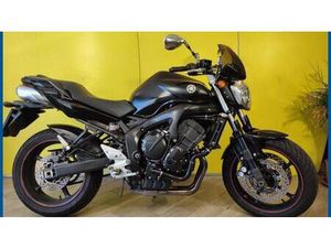 VENDO YAMAHA FZ6 S2 (2007 - 11) USATA A GENOVA (CODICE 9801018) - MOTO.IT