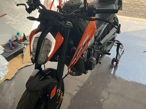 KTM 790 DUKE