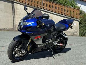 SUZUKI GSX-R 750 K5