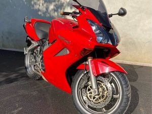HONDA VFR 800