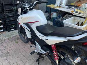 HONDA CB 125 F BIANCO