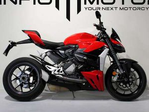 DUCATI STREETFIGHTER V2 ROSSO