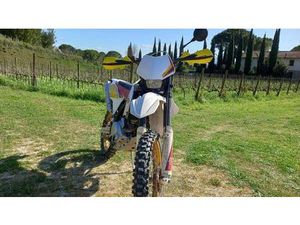 VENDO FANTIC MOTOR CABALLERO 200 REGOLARITÀ USATA A SPELLO (CODICE 9801515) - MOTO.IT