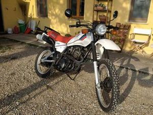 YAMAHA XT 550 - 1982