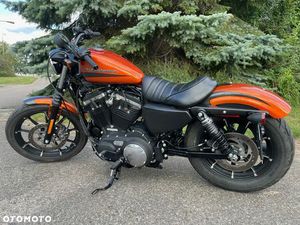 HARLEY-DAVIDSON SPORTSTER IRON 883