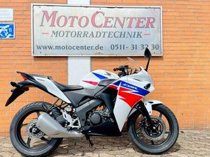 HONDA CBR 125 R - 2.HD., WENIG KILOMETER