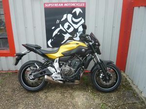 YAMAHA MT-07