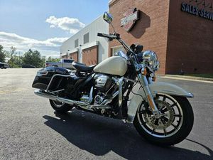 2022 HARLEY-DAVIDSON® FLHP