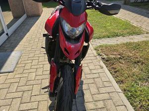 DUCATI HYPERMOTARD 950 ROSSO