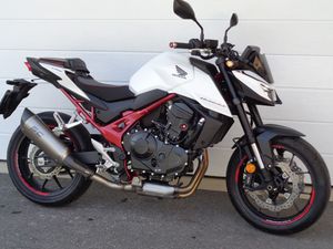 CB 750 HORNET HIVE EDITION