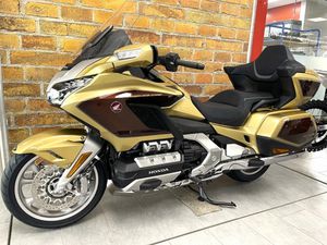 HONDA GL 1800 GOLD WING TOUR DCT 50TH ANNIVERSARY, TOURING, MODÈLE DÉMO, CHF 38'500.-