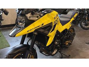 VENDO SUZUKI V-STROM 1050 (2020 - 21) USATA A GENOVA (CODICE 9801717) - MOTO.IT