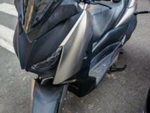 YAMAHA X-MAX 300 - 2019