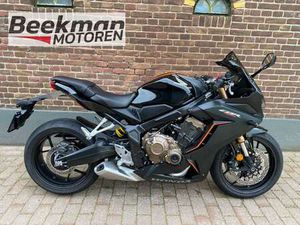 HONDA CBR 650 R ZWART