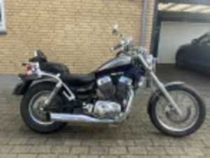 SUZUKI VS 1400 INTRUDER