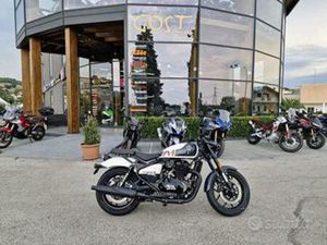 ROYAL ENFIELD SHOTGUN 650 CC STENCIL WHITE