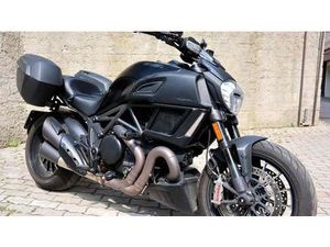 VENDO DUCATI DIAVEL 1200 (2017 - 18) USATA A RIPATRANSONE (CODICE 9802092) - MOTO.IT