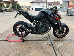 KTM SUPERDUKE 1290R 2.0