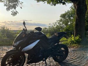 KAWASAKI Z 1000 ABS AKRAPOVIC + VIELE EXTRAS