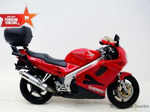 HONDA POWERSPORTS VFR750F - HEMLEVERANS - • 1996