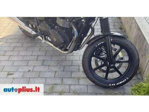 TRIUMPH BONNEVILLE 900 CC, CHOPPERS / CRUISERS / CUSTOM