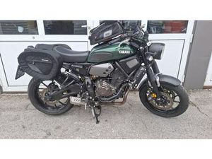 YAMAHA XSR 700 - 2016 - 38392KM - PUNO OPREME - GARANCIJA, 2016 GOD.