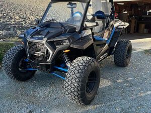 POLARIS RZR XP 1000