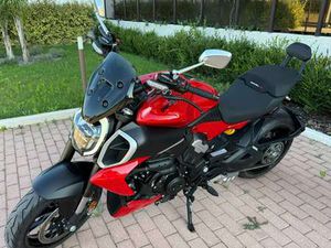 DUCATI DIAVEL V4 ROSSO