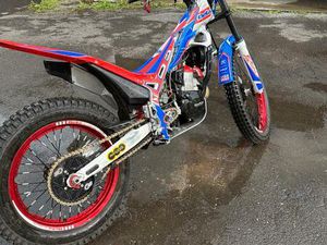 BETA 300 FACTORY BAUJAHR 2017 MODELL 2018