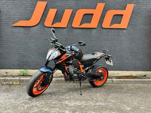USED KTM 890 DUKE R FOR SALE IN NOTTINGHAM