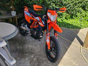 KTM 690 SMC-R 2024