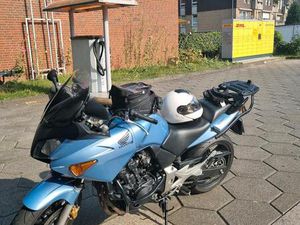 HONDA CBF600 INKL. HOCHWERTIGEM ZUBEHÖR, ERSTAUSSTATTUNG STARTER