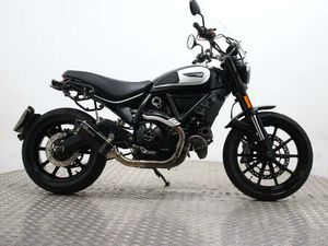 DUCATI SCRAMBLER 800