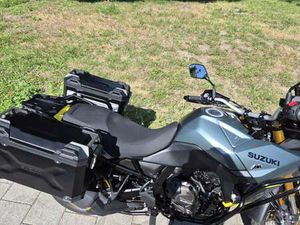 SUZUKI V-STROM 800DE 2024 BLACK RHINO