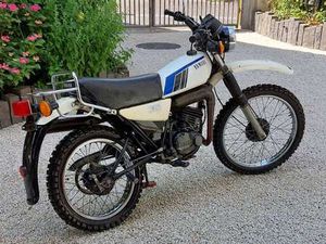 YAMAHA DT 175