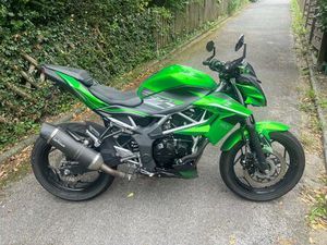 KAWASAKI Z125