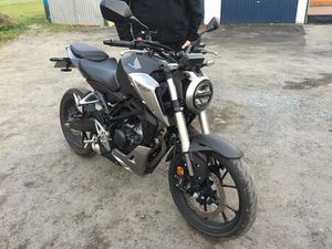 HONDA CB125R – GEPFLEGT, TÜV NEU (BJ. 2018, ABS, 11 PS)