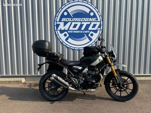 TRIUMPH SCRAMBLER 400 X