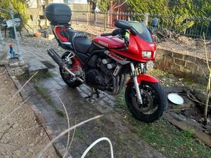 YAMAHA 600 FAZER