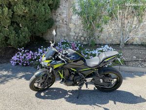 MOTO KAWASAKI Z650 2021