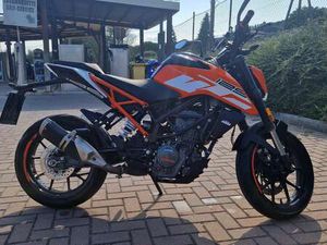 KTM 125 DUKE ABS ARANCIONE