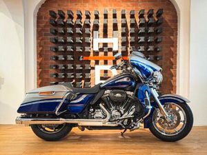 HARLEY-DAVIDSON CVO E-GLIDE ULTRA LIMITED