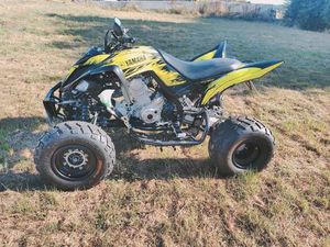 YAMAHA RAPTOR 700 CCM LOF ZULASSUNG (NUR 1100KM) VIEL ZUBEHÖR!