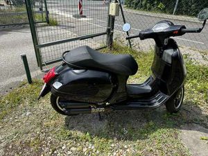 VESPA GTS 300 SCHWARZ