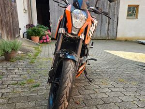 KTM DUKE 125 RADICAL RACING