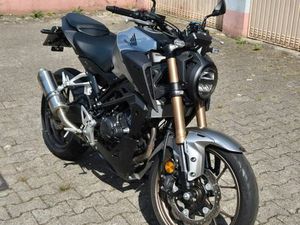 HONDA CB125R/ SPORTAUSPUFF/ STURZPADS/