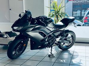 KAWASAKI NINJA 650