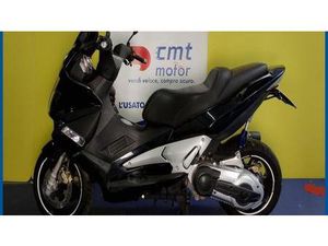 VENDO GILERA NEXUS 500 USATA A VICENZA (CODICE 9803625) - MOTO.IT