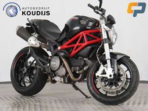 DUCATI MONSTER 796 ABS - BOUWJAAR 2011 ZWART