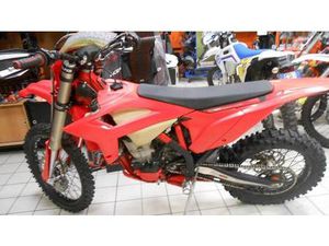 VENDO BETAMOTOR RR 350 4T ENDURO (2022) USATA A PESARO (CODICE 9803382) - MOTO.IT